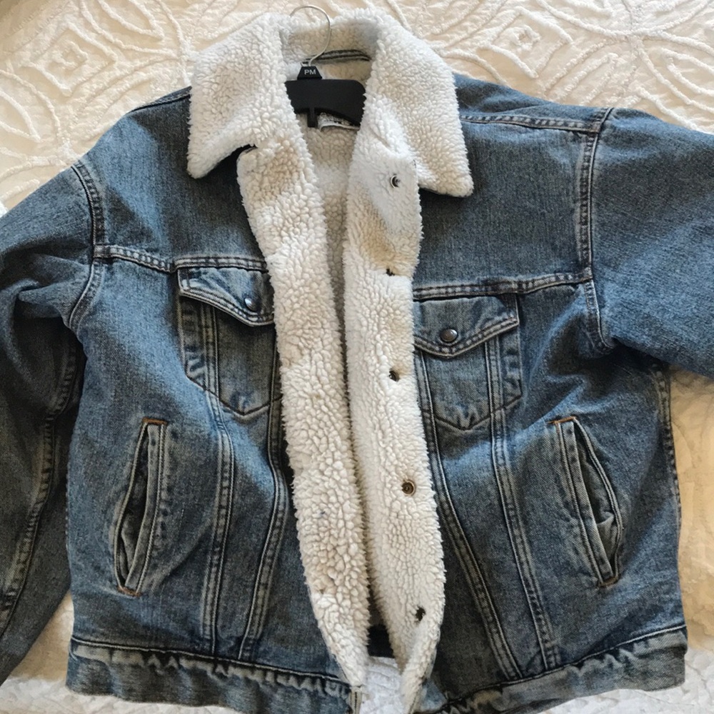 Levi’s VINTAGE Sherpa Trucker Jacket